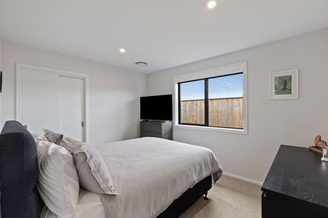 Photo of property in 68 Freedom Drive, Kelvin Grove, Palmerston North, 4414