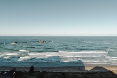 Photo of property in 19 Kapiti Place, Kairakau, Elsthorpe, 4295