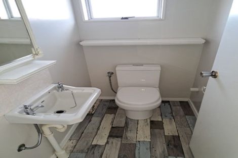 Photo of property in 44a Bauchop Road, Waterloo, Lower Hutt, 5011