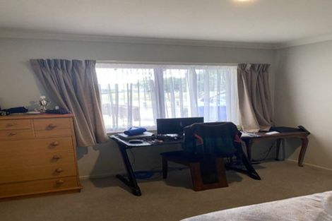 Photo of property in 5 Central Park, Paraparaumu Beach, Paraparaumu, 5032