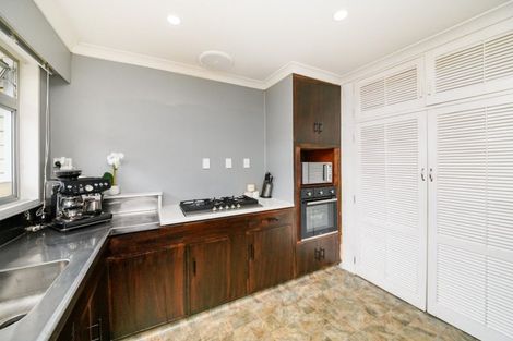 Photo of property in 128 Long Melford Road, Awapuni, Palmerston North, 4412