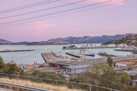 Photo of property in 10 Saint Davids Street, Lyttelton, 8082