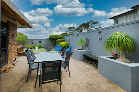 Photo of property in 250a Te Atatu Road, Te Atatu South, Auckland, 0610