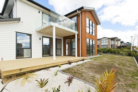 Photo of property in 6 Greenlink Rise, Long Bay, Auckland, 0630