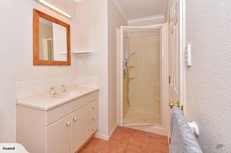 Photo of property in 14 Woodcroft Way, Pukekohe, 2120