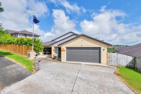 Photo of property in 15 Leafield Crescent, Henderson, Auckland, 0612