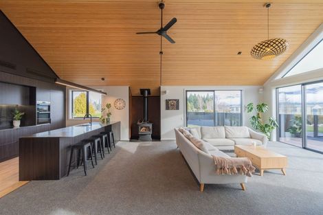 Photo of property in 6 Ralph Moir Drive, Te Anau, 9679