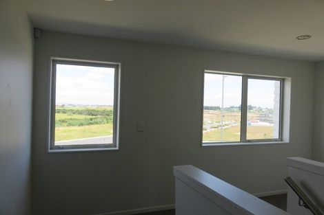 Photo of property in 70 Pencaitland Drive, Flat Bush, Auckland, 2019