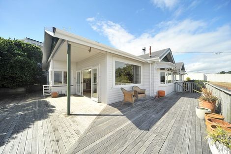 Photo of property in 25 Seatoun Heights Road, Miramar, Wellington, 6022