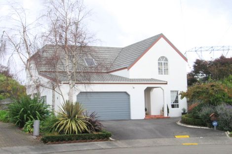 Photo of property in 14 Hurworth Grove, Waikanae, 5036