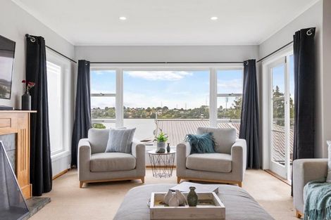 Photo of property in 98 Ireland Road, Mount Wellington, Auckland, 1060