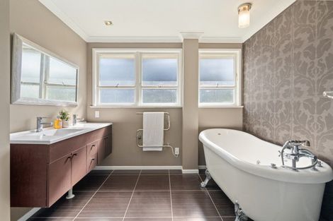 Photo of property in 21 Highfield Crescent, Brookfield, Tauranga, 3110