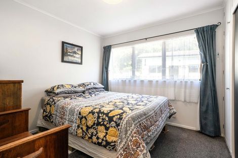 Photo of property in 125 Park Avenue, Whangamata, 3620