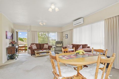 Photo of property in 2/82 Newhaven Terrace, Mairangi Bay, Auckland, 0630