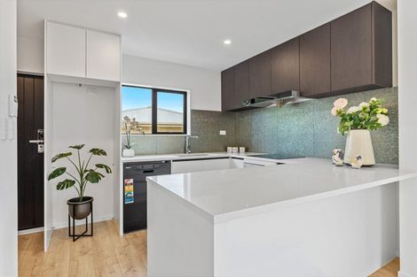 Photo of property in 133b Manuroa Road, Takanini, 2112