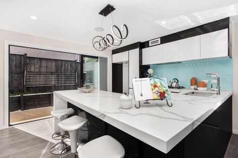 Photo of property in 158c Flat Bush School Road, Flat Bush, Auckland, 2019