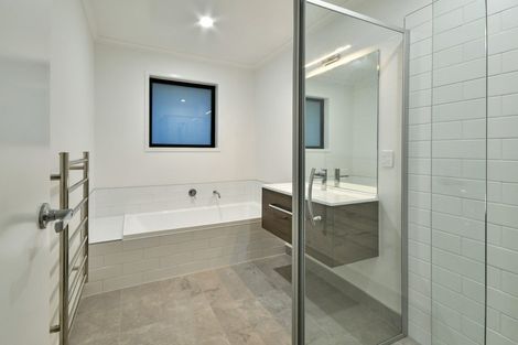 Photo of property in 132 Harriet Johnston Drive, Pokeno, 2402