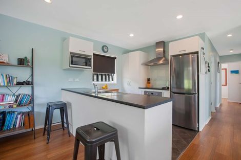 Photo of property in 18 Cable Bay Block Road, Cable Bay, 0420