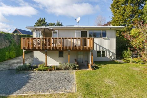 Photo of property in 17 Kereru Street, Two Mile Bay, Taupo, 3330