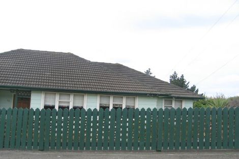 Photo of property in 42 Davidson Crescent, Tawa, Wellington, 5028