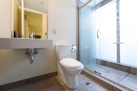 Photo of property in Aqua, 1/74 Oriental Parade, Oriental Bay, Wellington, 6011