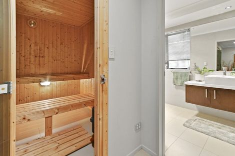Photo of property in 1 Toscana Drive, Karaka, Papakura, 2113