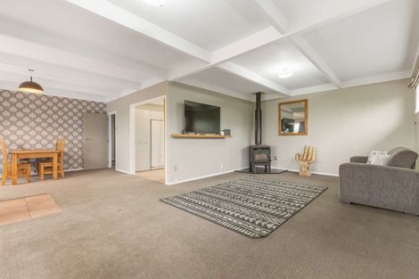 Photo of property in 42 Utuhina Road, Springfield, Rotorua, 3015