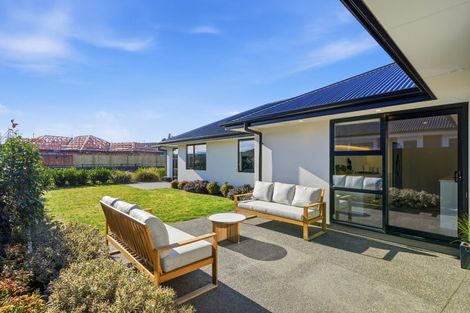 Photo of property in 7 Cam Mill Place, Rangiora, 7400