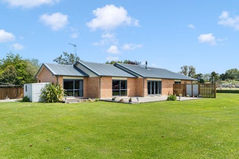 Photo of property in 77 Reading Street, Greytown, 5712