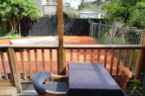 Photo of property in 93 Vandeleur Avenue, Birkdale, Auckland, 0626