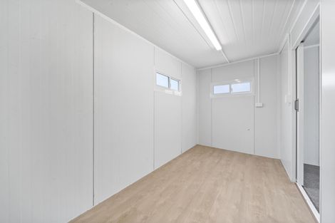 Photo of property in 121 Settlement Road, Papakura, 2110