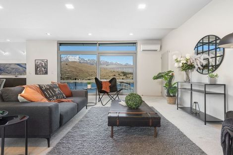 Photo of property in 2/11 Gum Lane, Queenstown, 9300