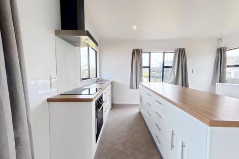 Photo of property in 10a Pingao Place, Waiinu Beach, Whanganui, 4588
