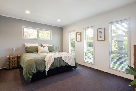 Photo of property in 107 Farnborough Drive, Grandview Heights, Hamilton, 3200