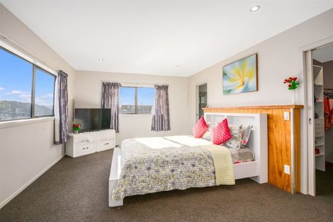 Photo of property in 51 Spyglass Lane, Whitby, Porirua, 5024