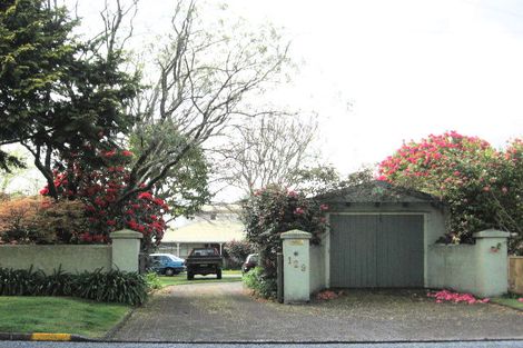 Photo of property in 129 Koutu Road, Kawaha Point, Rotorua, 3010