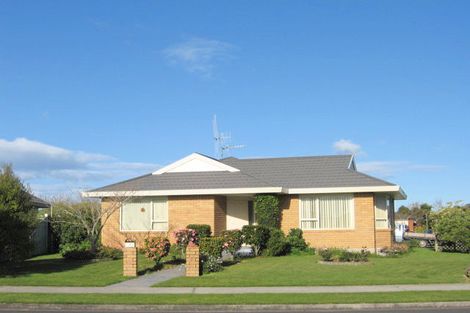 Photo of property in 140 Pacific View Road, Papamoa Beach, Papamoa, 3118