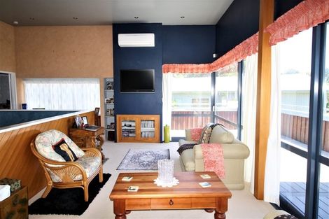 Photo of property in 41 Fishermans Bend, Whiritoa, Whangamata, 3691