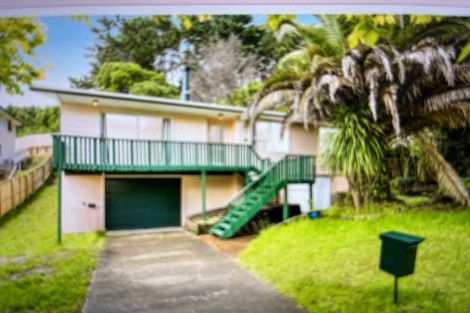 Photo of property in 26 Malters Place, Browns Bay, Auckland, 0630