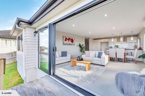 Photo of property in 16 Cityview Place, Massey, Auckland, 0614