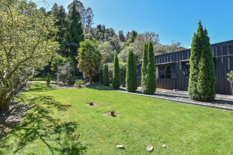 Photo of property in 16 Tombleson Road, Lake Rotoma, Rotorua, 3074