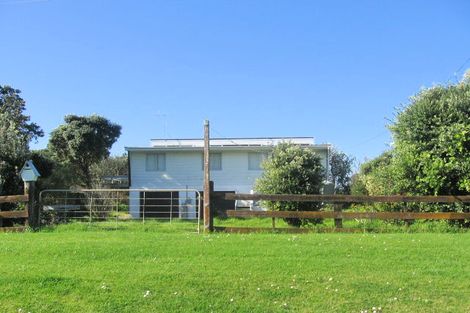 Photo of property in 18 Skippers Road, Opito Bay, Whitianga, 3592
