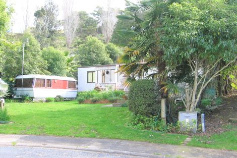 Photo of property in 121 Waireka Place, Whangamata, 3620