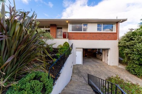 Photo of property in 20 Upland Street, Helensburgh, Dunedin, 9010