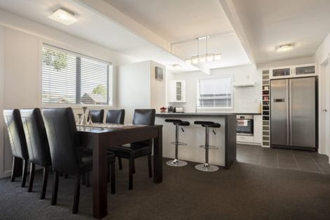 Photo of property in 5 Woodbank Street, Somerfield, Christchurch, 8024