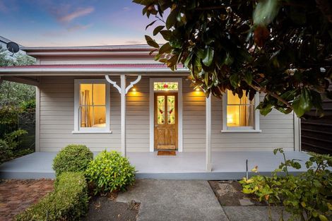 Photo of property in 5 Wiggins Street, Sumner, Christchurch, 8081