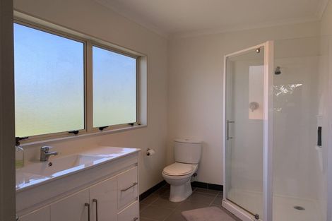 Photo of property in 27a Swanson Road, Henderson, Auckland, 0610