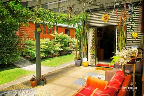 Photo of property in 623a Swanson Road, Swanson, Auckland, 0612