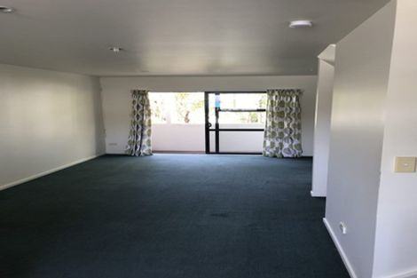 Photo of property in 123 Mokoia Road, Birkenhead, Auckland, 0626