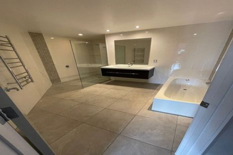 Photo of property in 1007 Beach Road, Torbay, Auckland, 0630